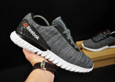 кроссовки Reebok