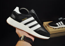 Adidas Iniki