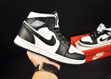 Nike Air Jordan 1