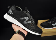 New Balance 680