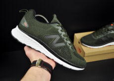 New Balance 680
