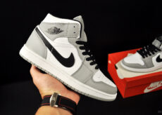 Nike Air Jordan 1